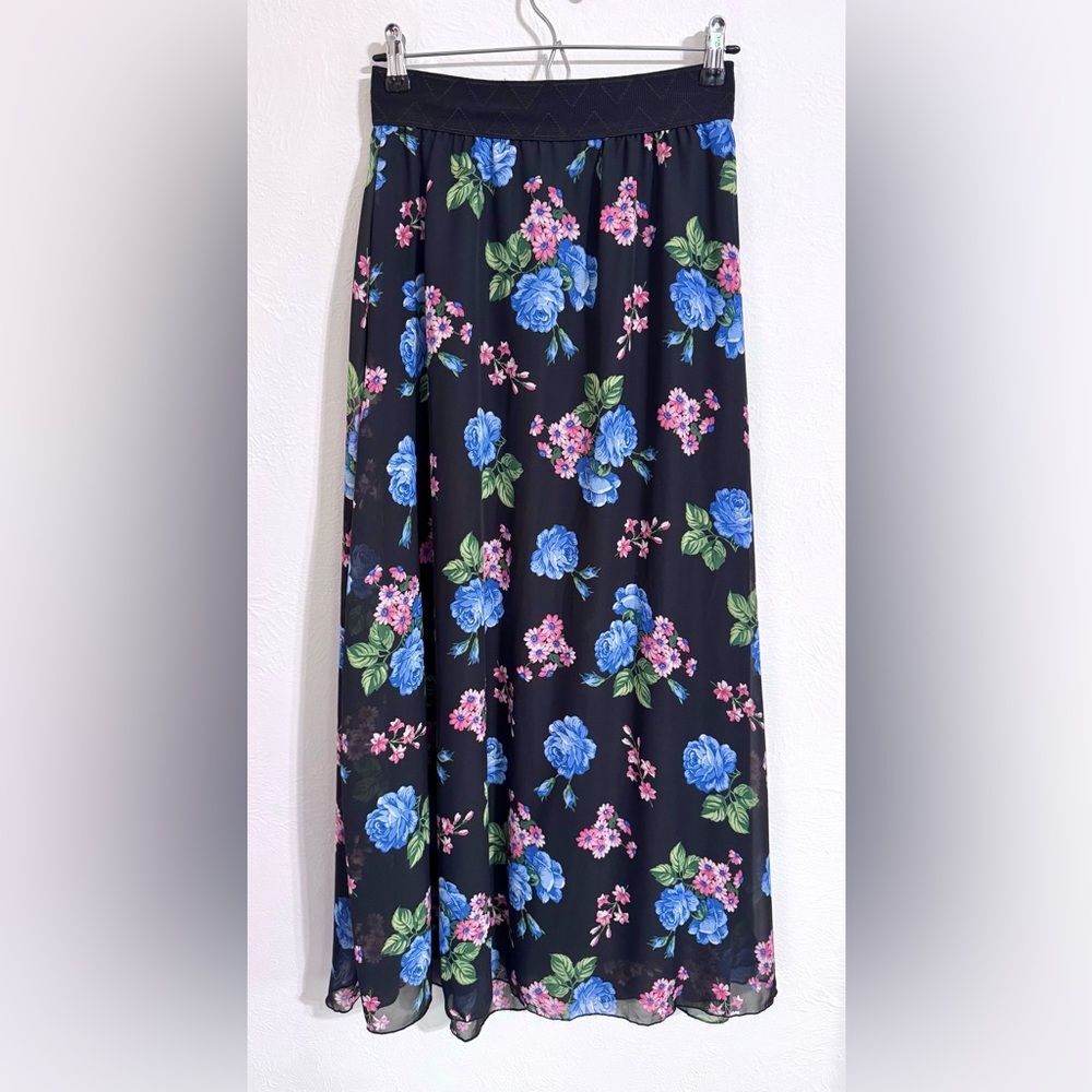 Lularoe Lucy floral print maxi skirt, black with blue and pink, size XS